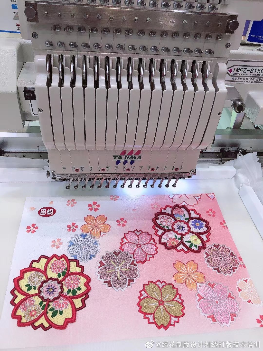 电脑绣花制版设计(刺绣打版技术)是绣品的灵魂